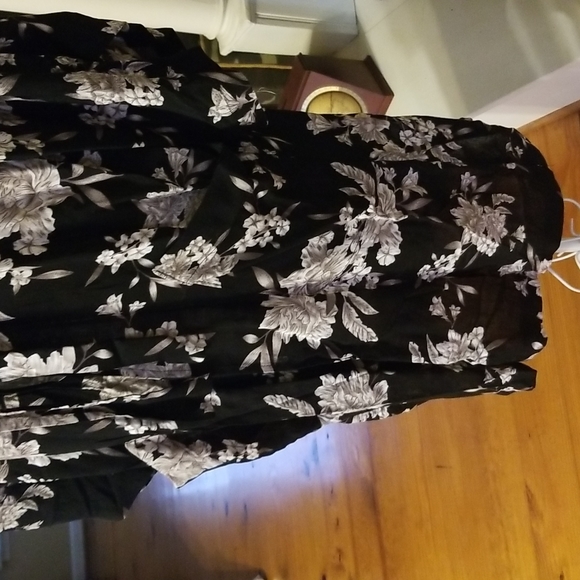 Spiritual Gangster Kimono - Picture 4 of 13